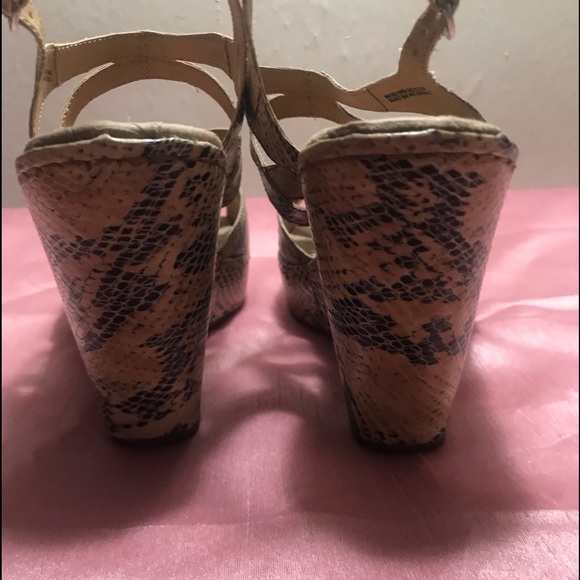 BOC Wedge Sandals. - Picture 2 of 8